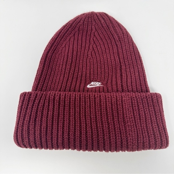 Nike Swoosh Logo Knit Hat - Picture 1 of 4